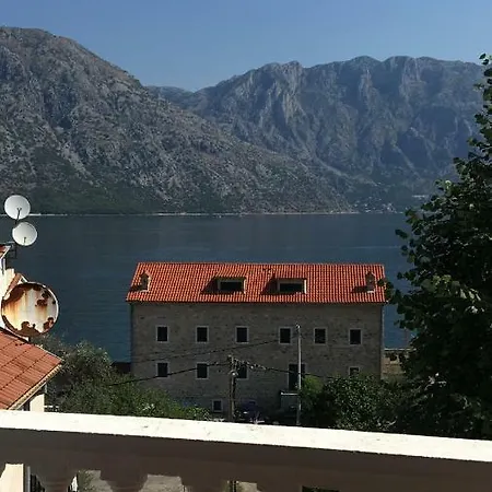 Milos *